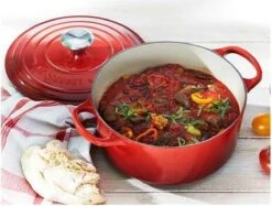 Le Creuset Signature Braadpan - 4,2 L - 24 Cm - Kersenrood -Merkloos Winkel 1200x909 2