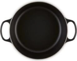 Le Creuset Signature Braadpan - 4,2 L - 24 Cm - Zwart 14 Le Creuset Signature Braadpan - 4,2 L - 24 Cm - Zwart -Merkloos Winkel 1200x952 2