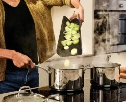 Opvouwbare Snijplank, Klein, Zwart - Joseph Joseph | Chop2Pot Plus -Merkloos Winkel 1200x973 2