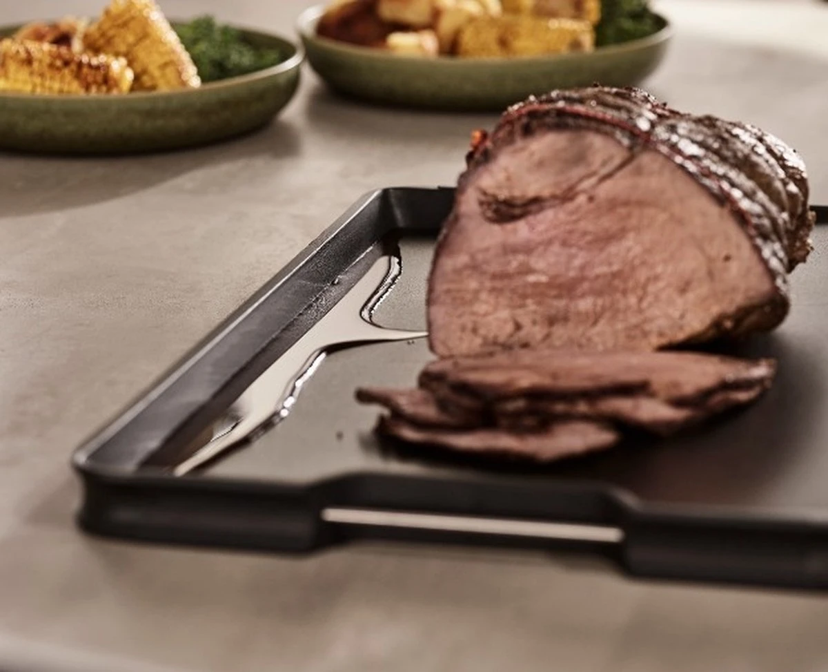 Snijplank, Extra Groot, Dubbelzijdig, Zwart - Joseph Joseph | Cut&Carve Plus 7 Snijplank, Extra Groot, Dubbelzijdig, Zwart - Joseph Joseph | Cut&Carve Plus - Afbeelding 7