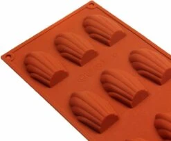 Merkloos Siliconen Madeleine Bakvorm - Antikleef - 9 Madeleinen - Ware Grootte - Bakvorm - Plooibaar - Duurzaam - Vorm - Herbruikbaar - Dessert - Toetjes - Bak - Bakken - Cake - Taart - Gratis Verzending -Merkloos Winkel 1200x986 8