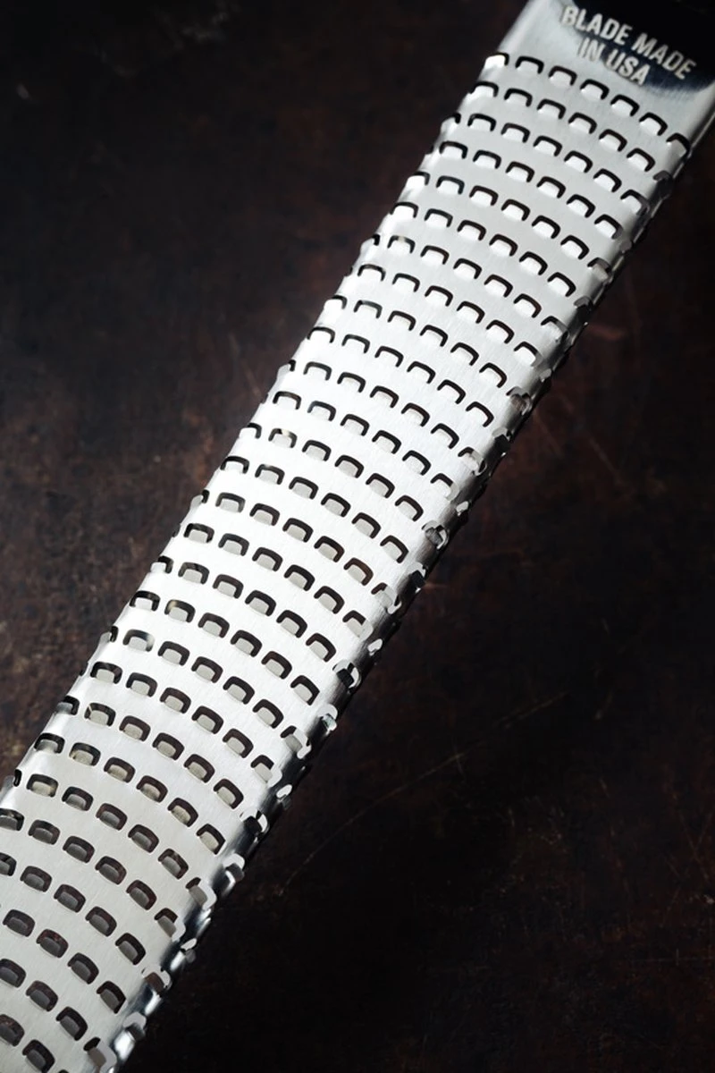 Microplane Rasp Premium Classic Mustard Yellow 2 Microplane Rasp Premium Classic Mustard Yellow - Afbeelding 2