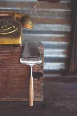 Boska Kaasschaaf Oslo - Kaaschaaf Harde Kaas - Kaasschaaf Voor Oude Kaas - Kaasschaaf Houten Handvat - RVS - Keukengerei - Keuken Accessoires - 10 Jaar Garantie 25 Boska Kaasschaaf Oslo - Kaaschaaf Harde Kaas - Kaasschaaf Voor Oude Kaas - Kaasschaaf Houten Handvat - RVS - Keukengerei - Keuken Accessoires - 10 Jaar Garantie -Merkloos Winkel 800x1200 59