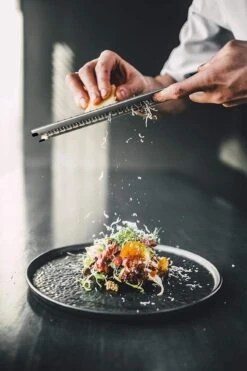 HGMD® Handrasp Lang - Rasp - Citroenrasp - Kaasrasp - Gemberrasp - Knoflookrasp - Smalle Lange Rasp - RVS Rasp - Inclusief Borstel -Merkloos Winkel 800x1200 77