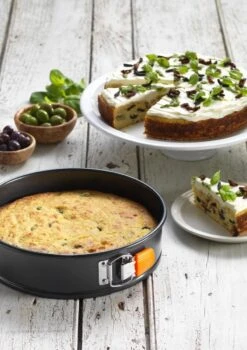 Le Creuset Springvorm - Ø 20 Cm - Zwart -Merkloos Winkel 847x1200 3