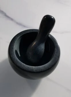 Sparq Home - Vijzel - Speksteen - Soapstone - Relatiegeschenk - Cadeau - Keukenaccessoire